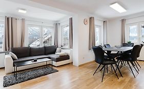 Moderne Ferienwohnung mit Ausblick